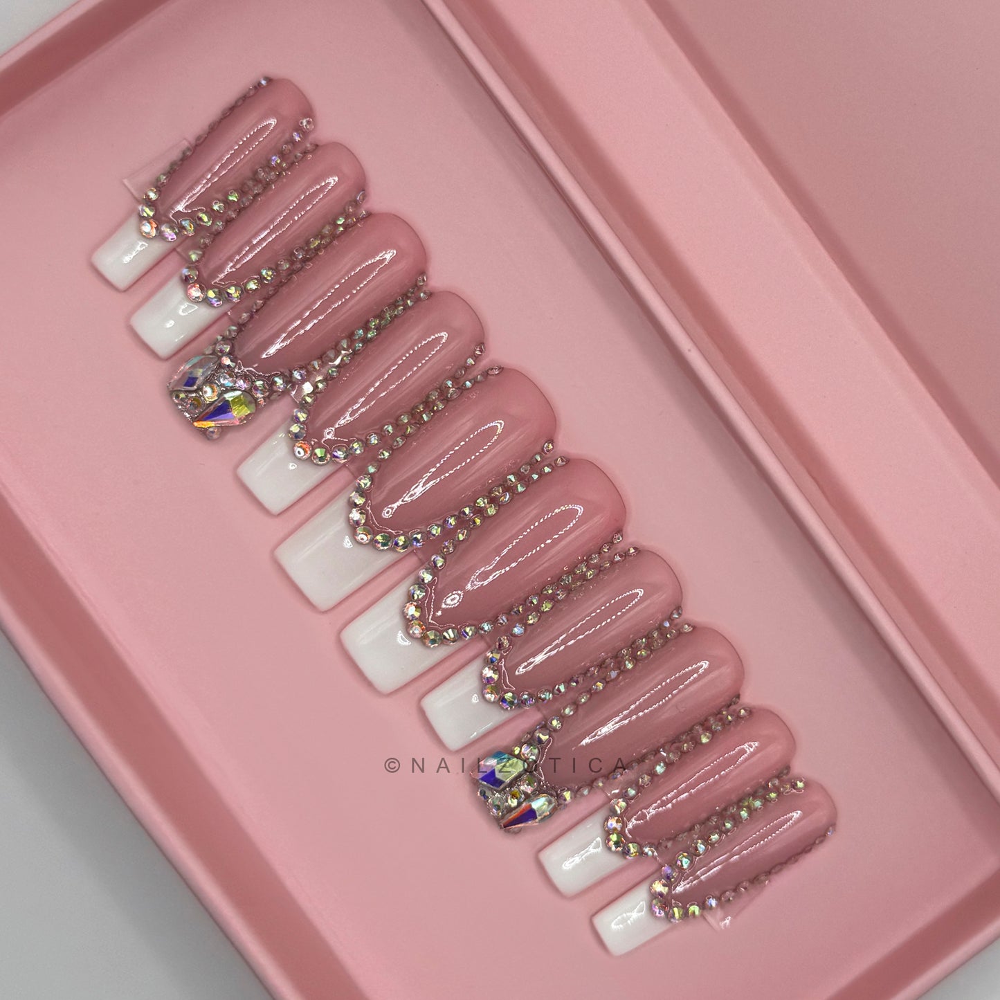Nailzotica White Reusable Acrylic Gel UV High Quality Handmade Luxury Press On Nails