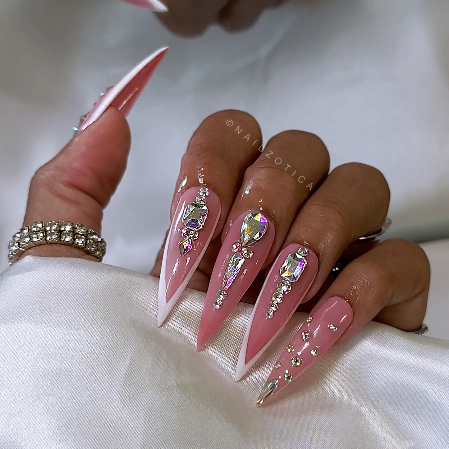 Diamond Stiletto - Long Length 40mm Stiletto Pointy Shape Pink Base White French Silver Rhinestone Reusable Acrylic Gel UV High Quality Handmade Luxury Press On Stiletto Nails