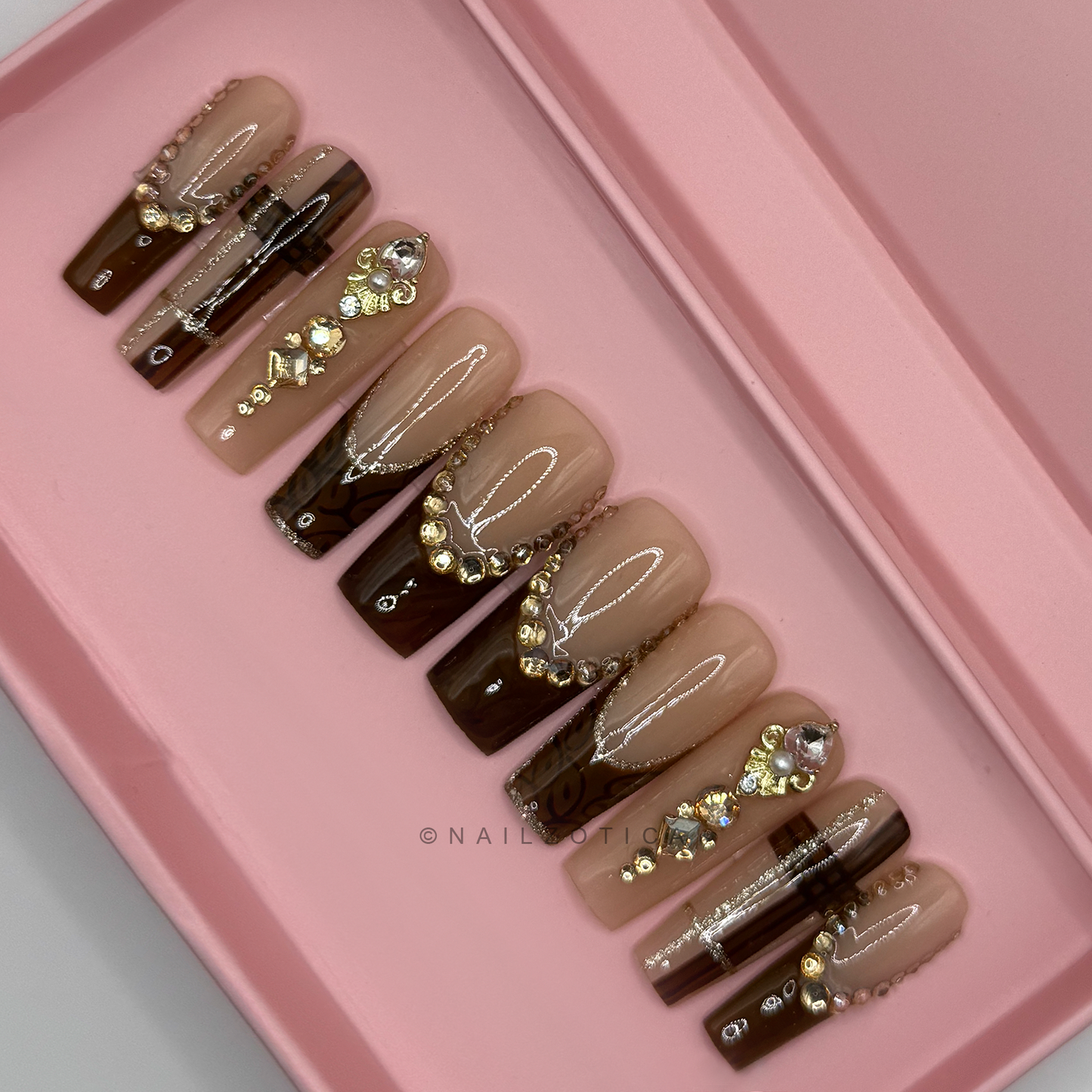 Plaid Princess - Medium Length 35mm Transparent Nude Base Brown French Tip Plaid Gold Glitter Rhinestone Reusable Acrylic Gel UV Hand-Painted High Quality Handmade Luxury Press On Nails