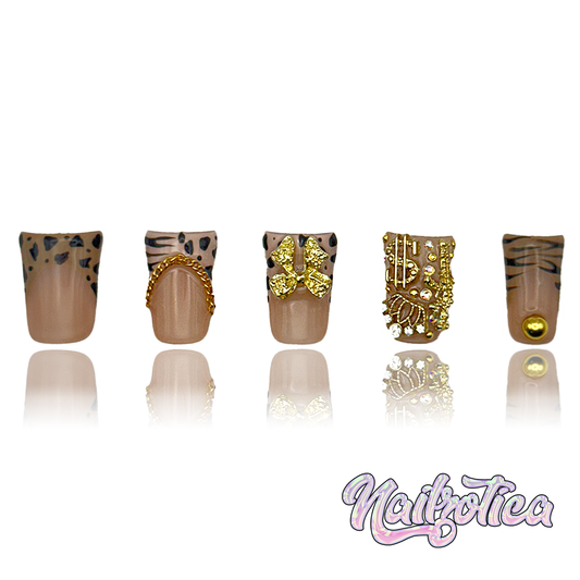 Arrogant Animal - Short Length 25mm Duck Shape Animal Print Gold Charms French Tip Reusable Acrylic Gel UV Hand-Painted High Quality Handmade Luxury Press On Duck Nails