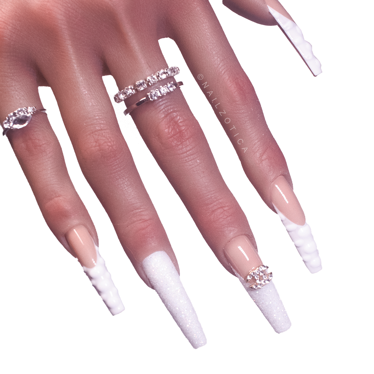 Blanc Elegance - Handmade Press On Nails